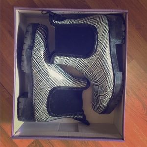 Jeffrey Campbell platform Chelsea rain boots